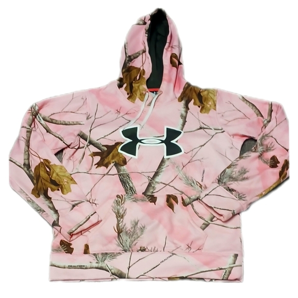 Under Armour Pink Camo Hoodie, medium size, pre-owned  excellent conditions - Picture 1 of 3